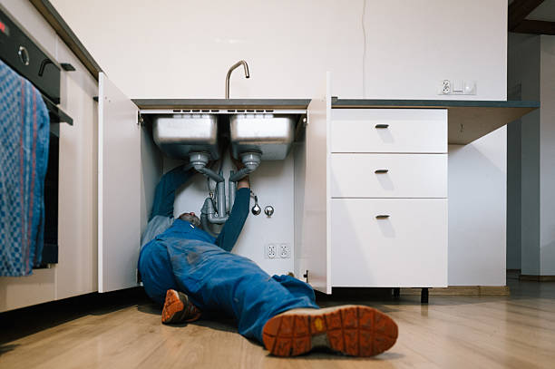 Professional Plumbing technician working in Shawnee, KS